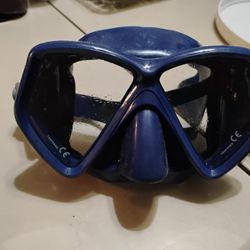 Diving Googles