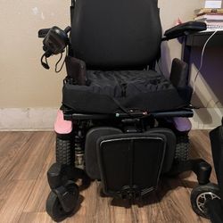 Rovi X3 Wheelchair 