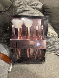 E.l.f 4 pc brush set
