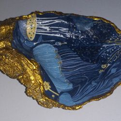 Oyster Ring Holder