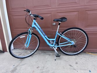 Diamondback women’s bicycle