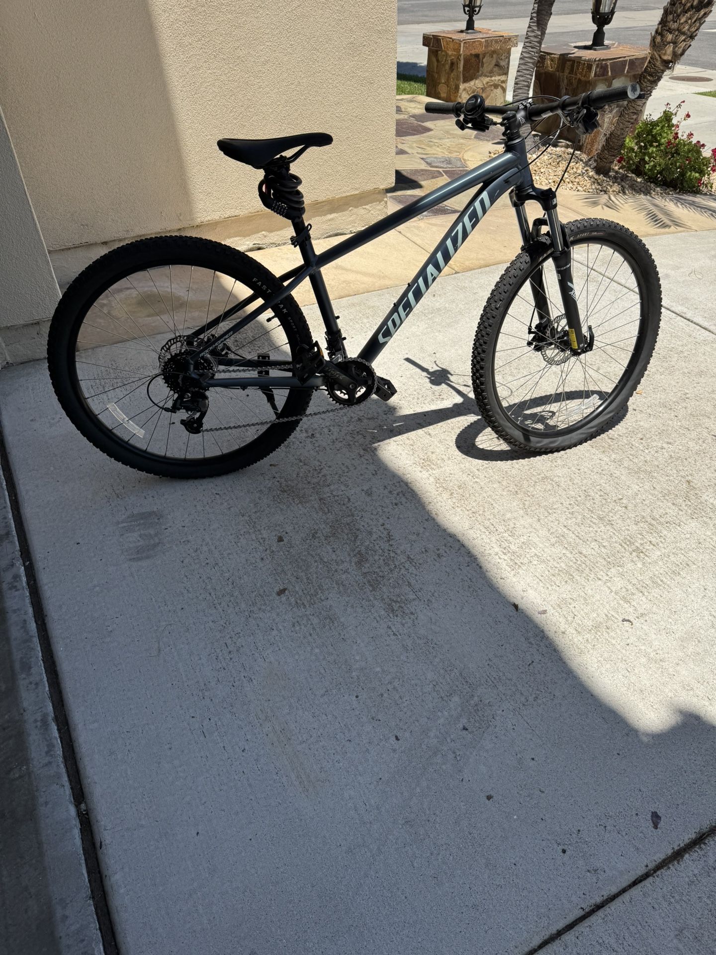 Specialized Mountain trail bike