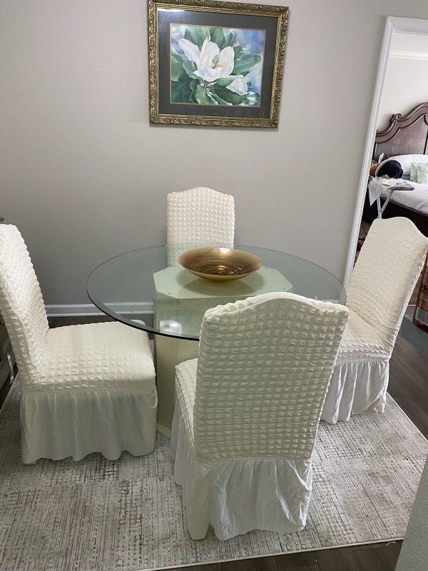 Beautiful Round Glass Dining Set with Vintage Parson Chairs