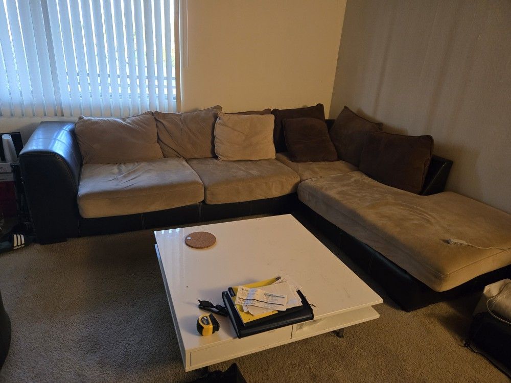 Couch & Chair