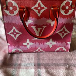 Louis Vuitton Bag !