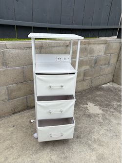 Dormify Sutton Charging 3-Drawer Nightstand on Wheels