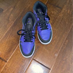 Air Jordan 1 men’s size 8.5