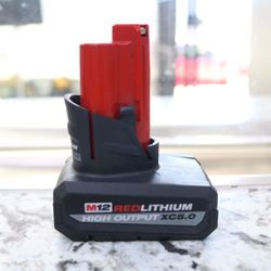 Milwaukee M12 High Output XC5.0 Lithium-Ion Battery (48-11-2450)