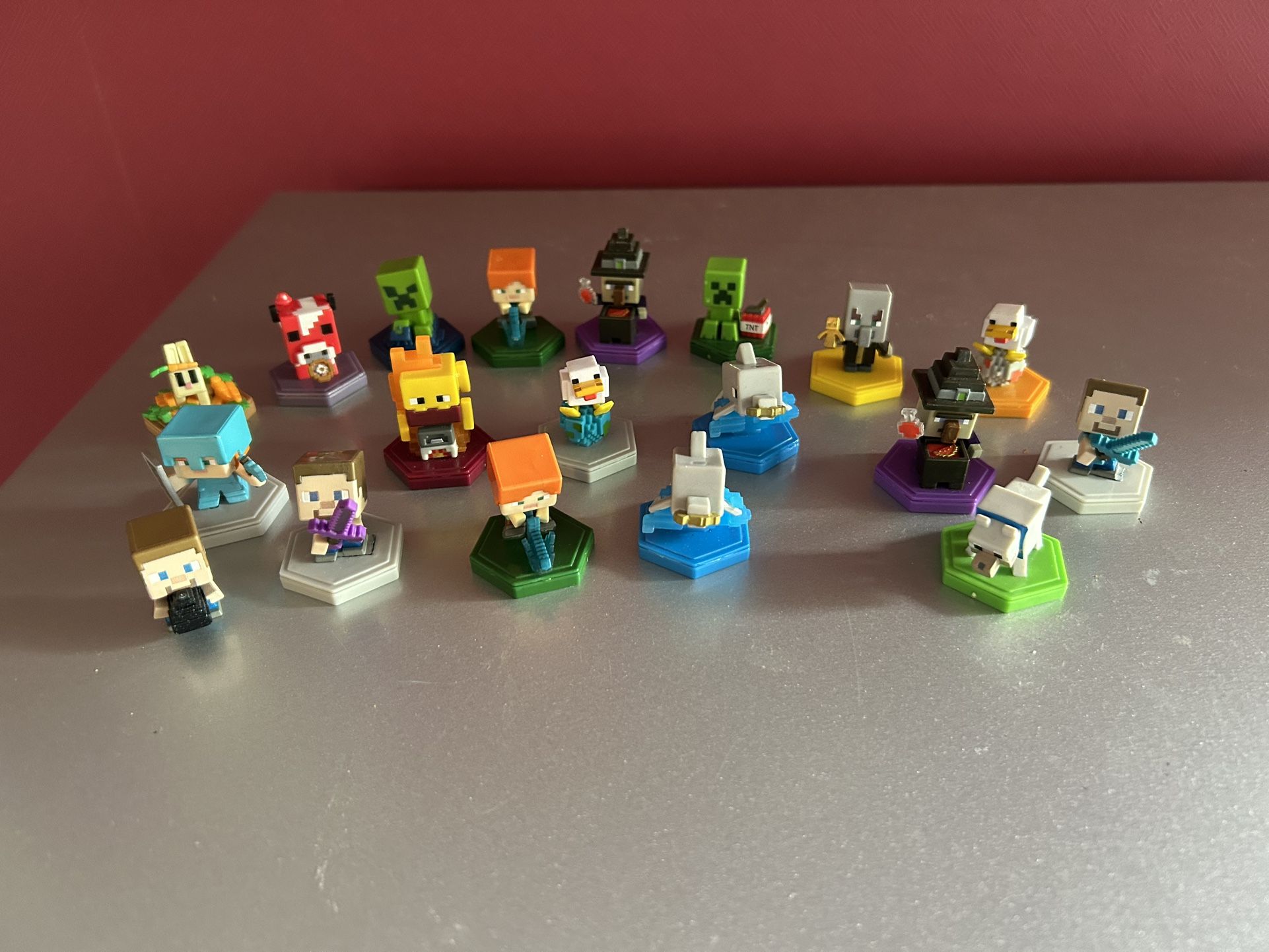 Minecraft Mini Figure Lot Of 19