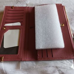 2 BRAND NEW WALLET'S  ........ ✨️ 😁 😊 😍