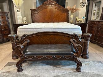 King size bedroom set Ashley north shore