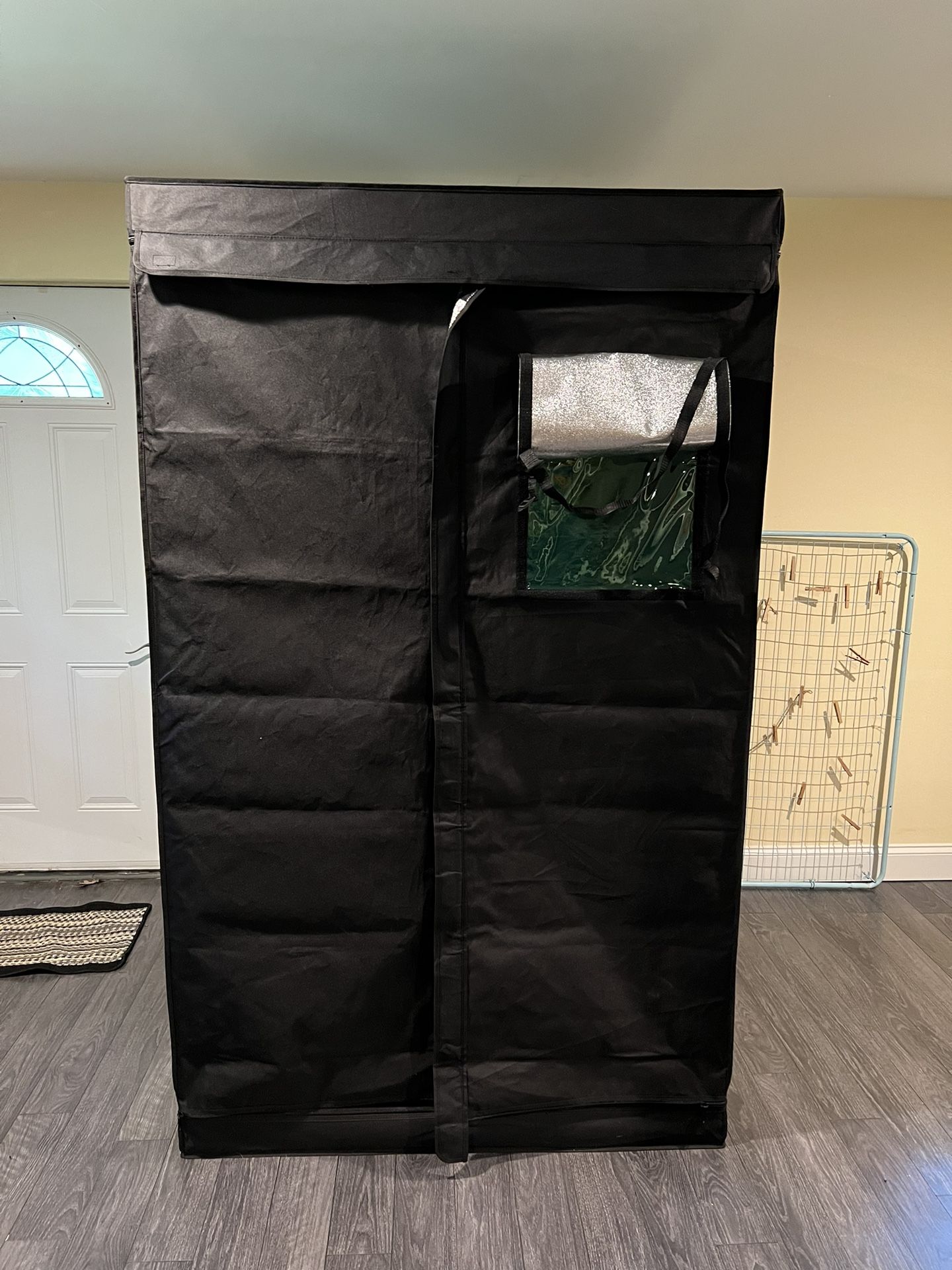 CoolGrows Mylar Hydroponic Grow Tent / Steam Room