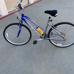 Giant Women’s Bike 