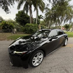 2021 Lexus IS 300