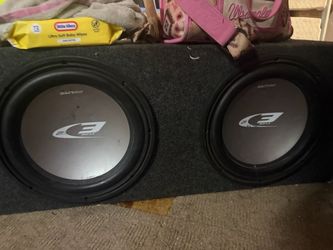 Alpine Type E Dual sub and Subwoofer Box