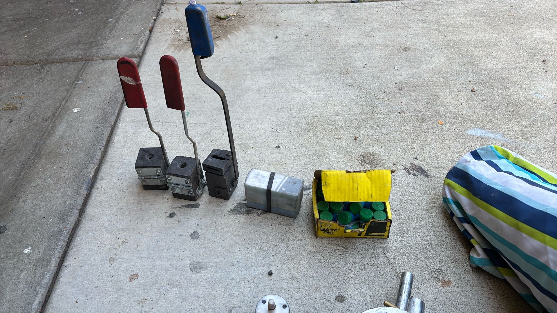 Erico Cadweld Metal And molds