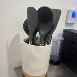 MOVING SALE! Must Go Fast | Modern Kitchen Utensil Holder (Utensils Optional)