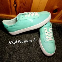 NEW Converse Breakpoint Nylon Athletic Womens 6