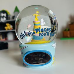 Graduation Gift Snow globe 