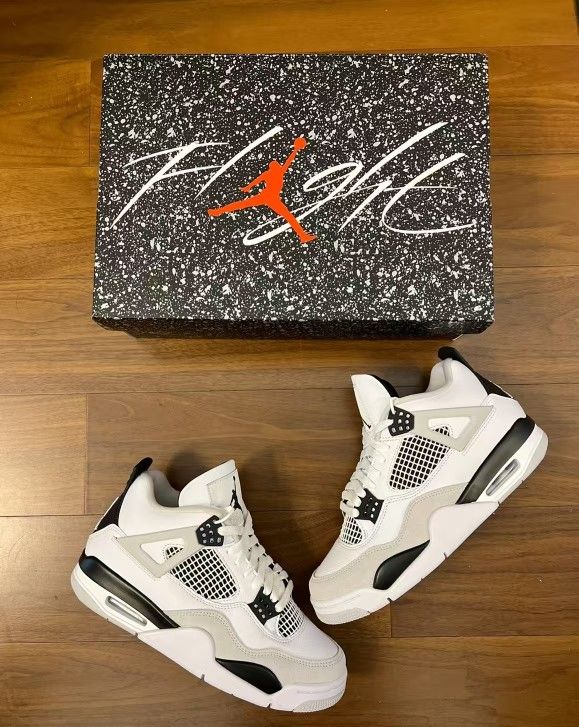 Jordan Air Jordan 4 Retro “military black” Leather Trendy Small White Mud High-top Retro Basketball Shoes Men And Women Gray White Black