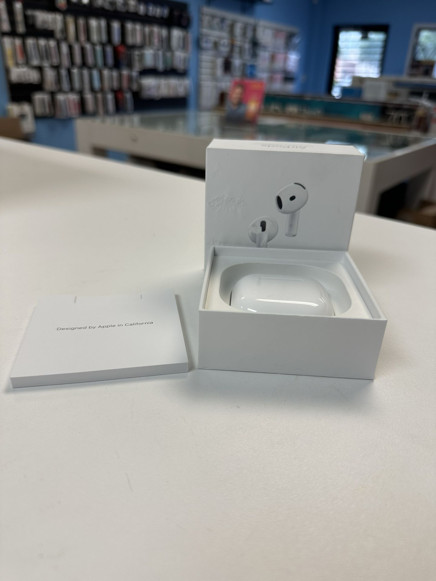 AirPods 4 With Active Noise Cancelling With Wireless Charging