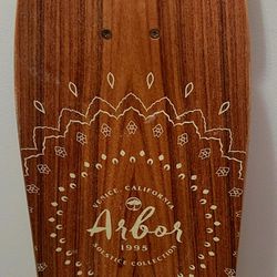 Arbor Skateboard 