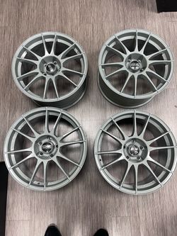 OZ Racing Ultraleggera wheels