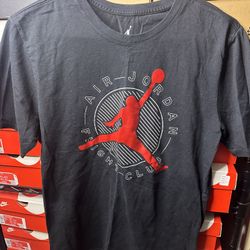 Nike Air Jordan Flight Club Tee Size Medium Lightly Used 