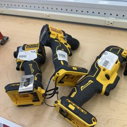 Dewalt Set Of 3 Hand Tools 