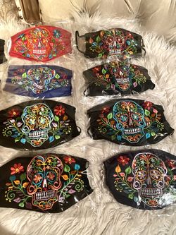 Cubre bocas bordados