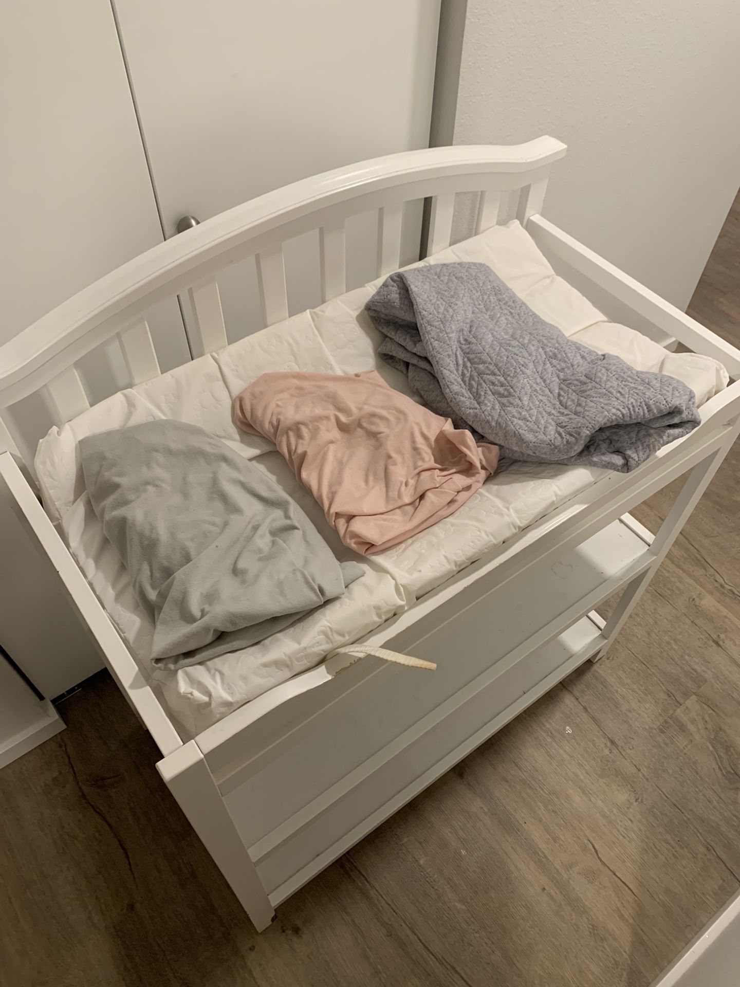 Baby Changing Table for Sale in Port Orchard, WA OfferUp