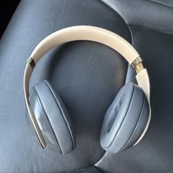 Beats-Studio 3 Noise Cancelling Headphones 