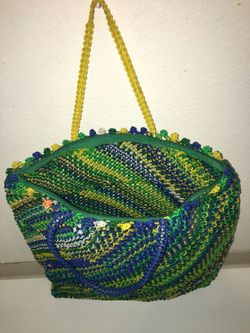 Blue, green, white & yellow hand woven sac handbag. ( Thick nylon crochet). Shopping.