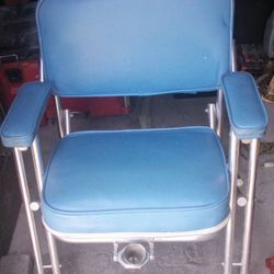 Vtg. Blue Fish Fighting Aluminum Folding Deck Marine Chair With Molded Cushion. 