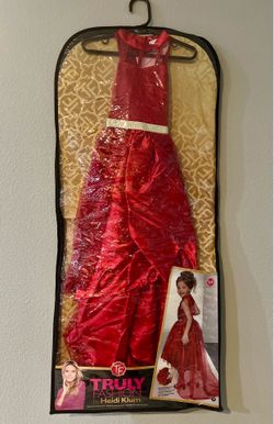 Truly Fashion by Heidi Klum Award Winning Gown (size 5/6)