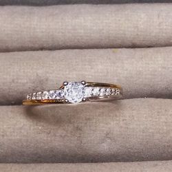 St.Silver Ring W/Stone-Sz 7.5-2.20 Grams 1st Come 1st Served 202