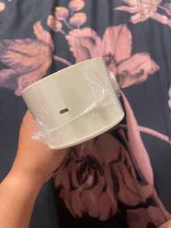 Smart toothbrush holder