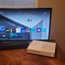 32" TV, Xbox One S, Sound bar 