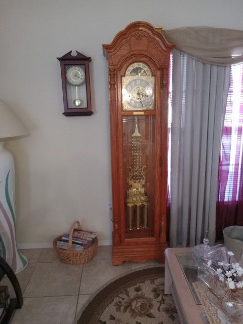 Howard Miller GrandFather Clock