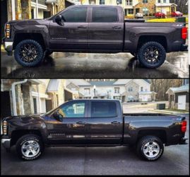 20x10 with 33s n 3" lift kit installed