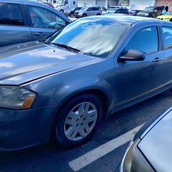 2013 Dodge Avenger Runs Great ,