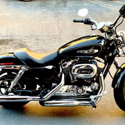 2011 Harley Davidson Sportster 1200cc Custom xl Open For Trades