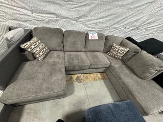 SECTIONAL (couch, sofa) !!NO CREDIT NEEDED !! TAKE IT HOME TODAY!! 🚛 SAME DAY DELIVERY AVAILABLE 🚚 Se Habla Español