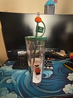 Star bucks snoopy cup