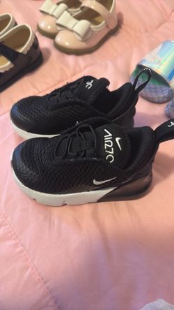 Toddler tennis size 6 $15