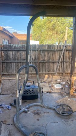 Everlast boxing stand , only the stand + extra