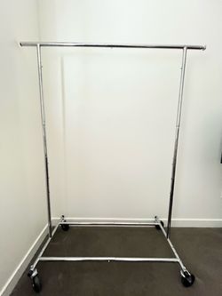 Adjustable Rolling Rack