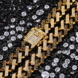 Full Diamond/Rhinestone Chain (Summer Sale)