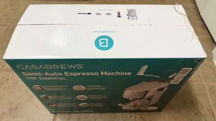 Brand New CASABREWS 3700 ESSENTIAL Semi-Auto Espresso Machine