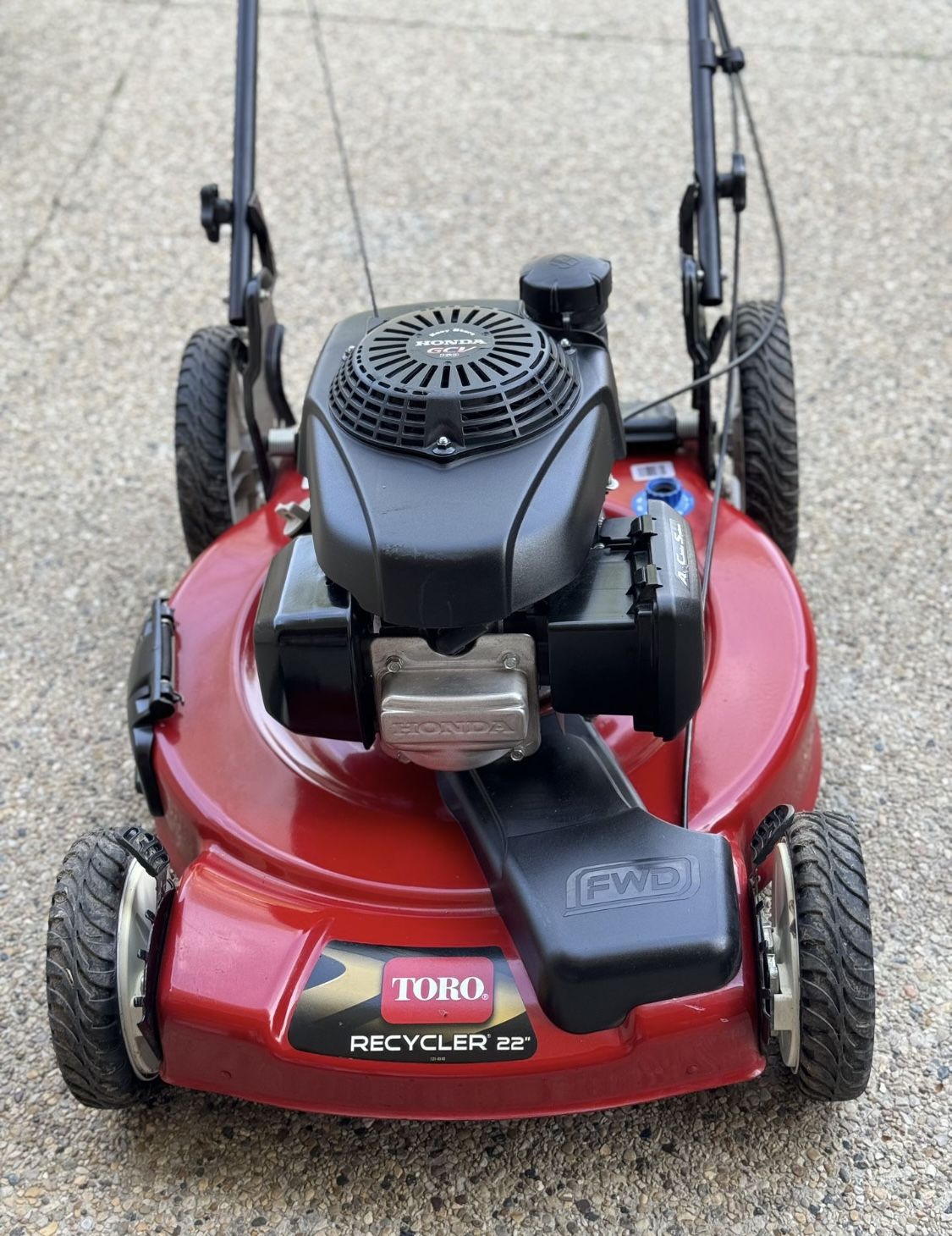 Toro recycler22in FWD Honda motor GCV 160 the mower does not have
